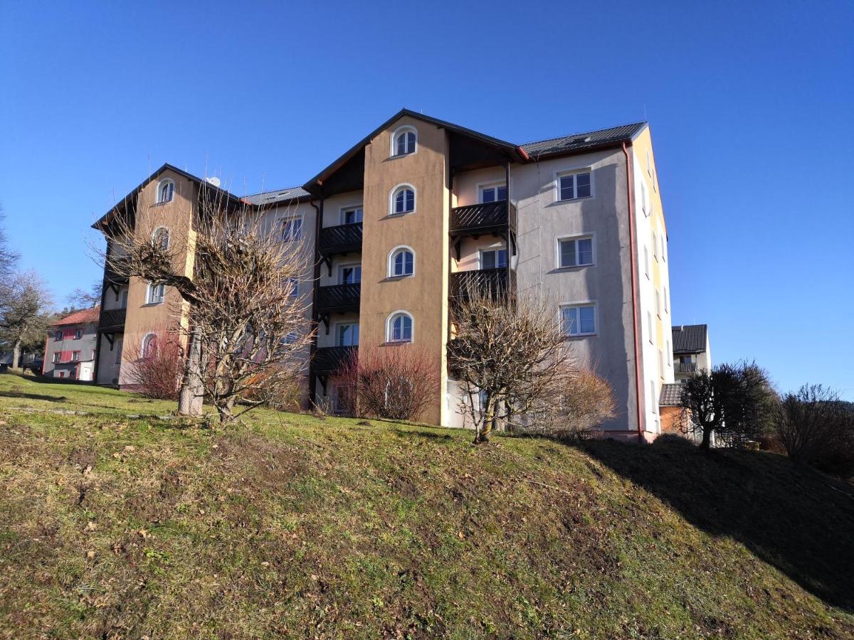 Apartment Lipno Sumava Pro 8 Hostu Lipno nad Vltavou Exterior photo